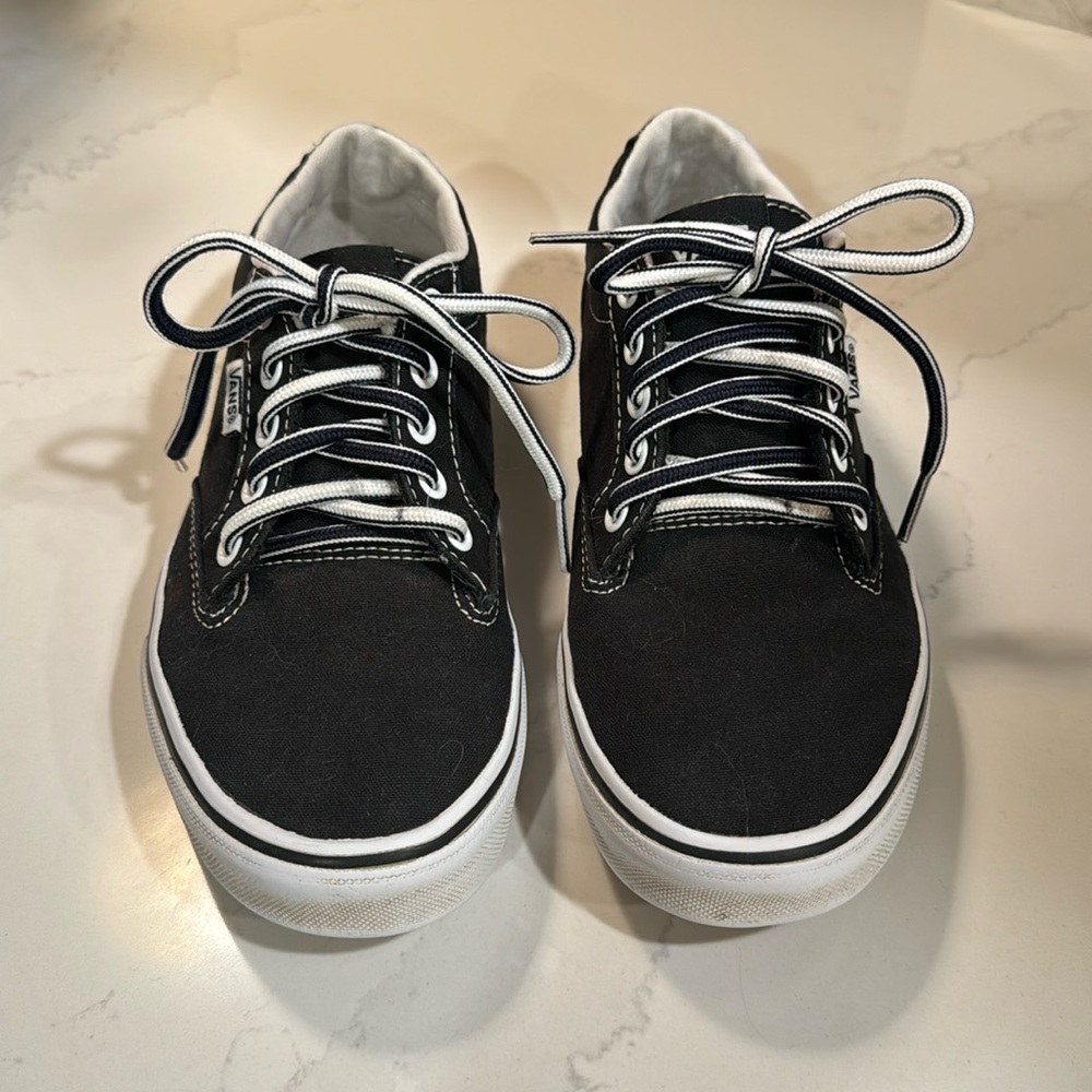 Womens black Vans 6 1/2